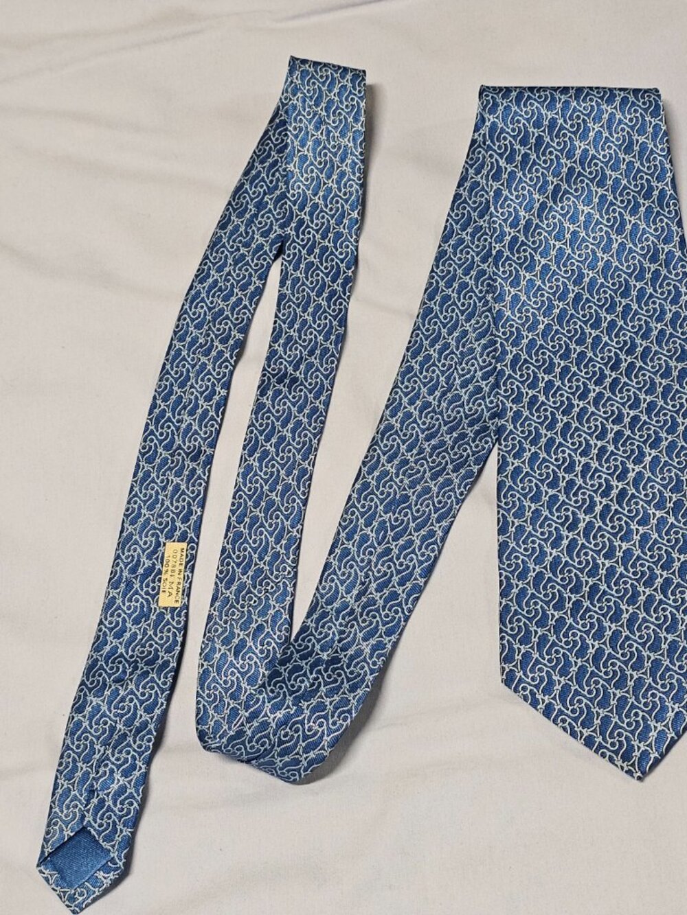 Hermes 007881 MA Blue 100% Silk Tie - Picture 12 of 14